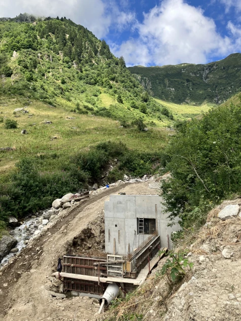 construction centrale hydroélectrique colomban serhy.fr producteur d'énergie hydroélectrique rhone alpes savoie france