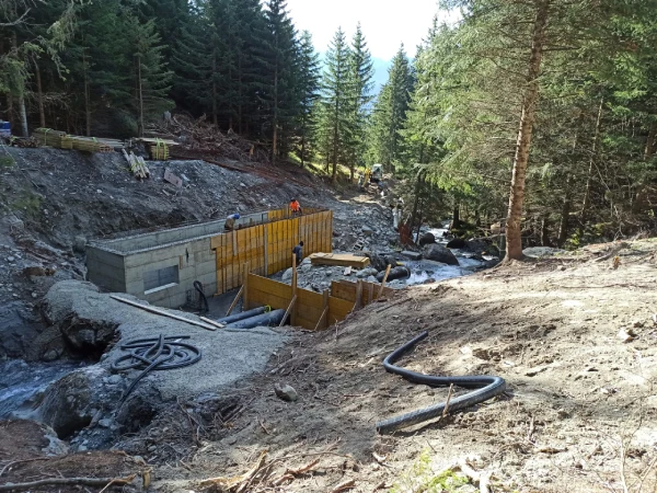 construction centrale hydroélectrique St Bernard serhy.fr producteur d'énergie hydroélectrique rhone alpes paca occitanie france