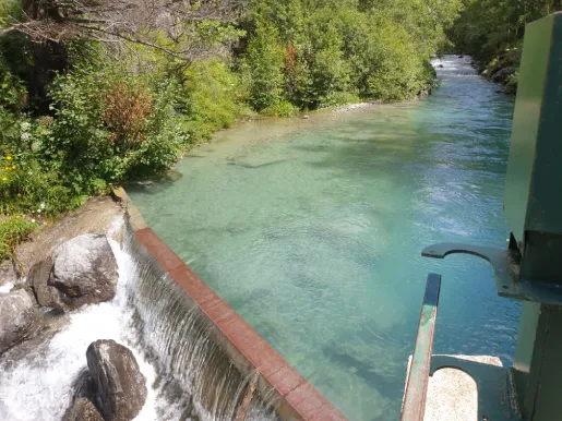 réservoir d'eau et hydroélectricité face à la sécheresse serhy.fr producteur d'énergie hydroélectrique paca rhones alpes occitanie
